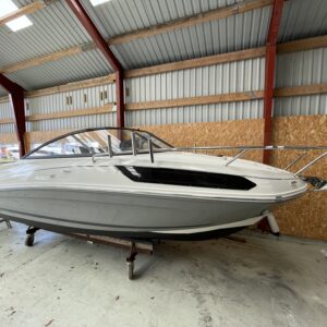 Bayliner VR5 Cuddy