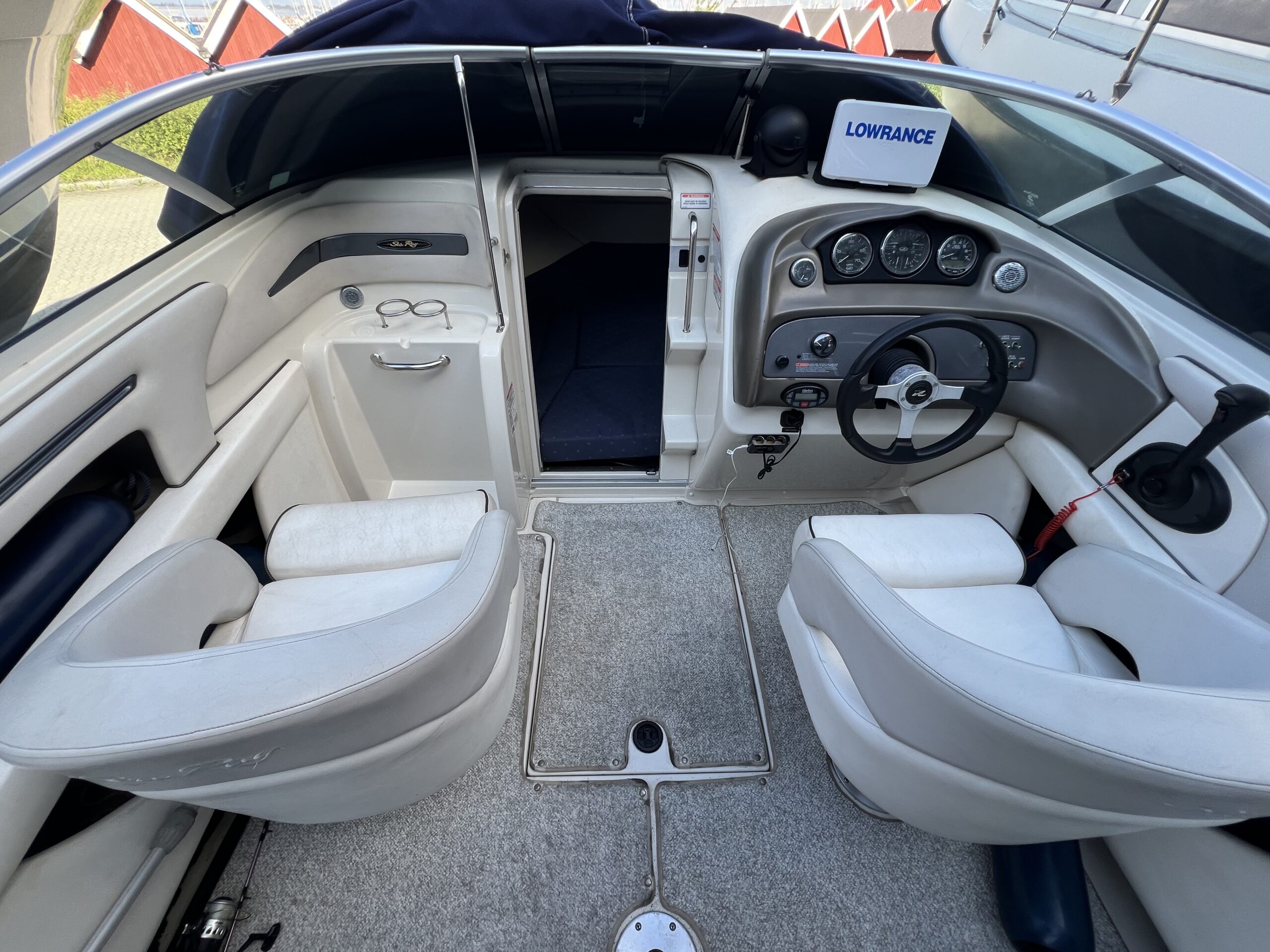 Sea Ray 220 Sunsport - Billede 6