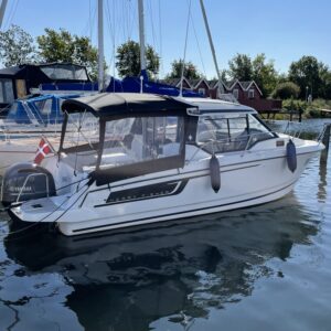 Jeanneau 795 Merry Fisher