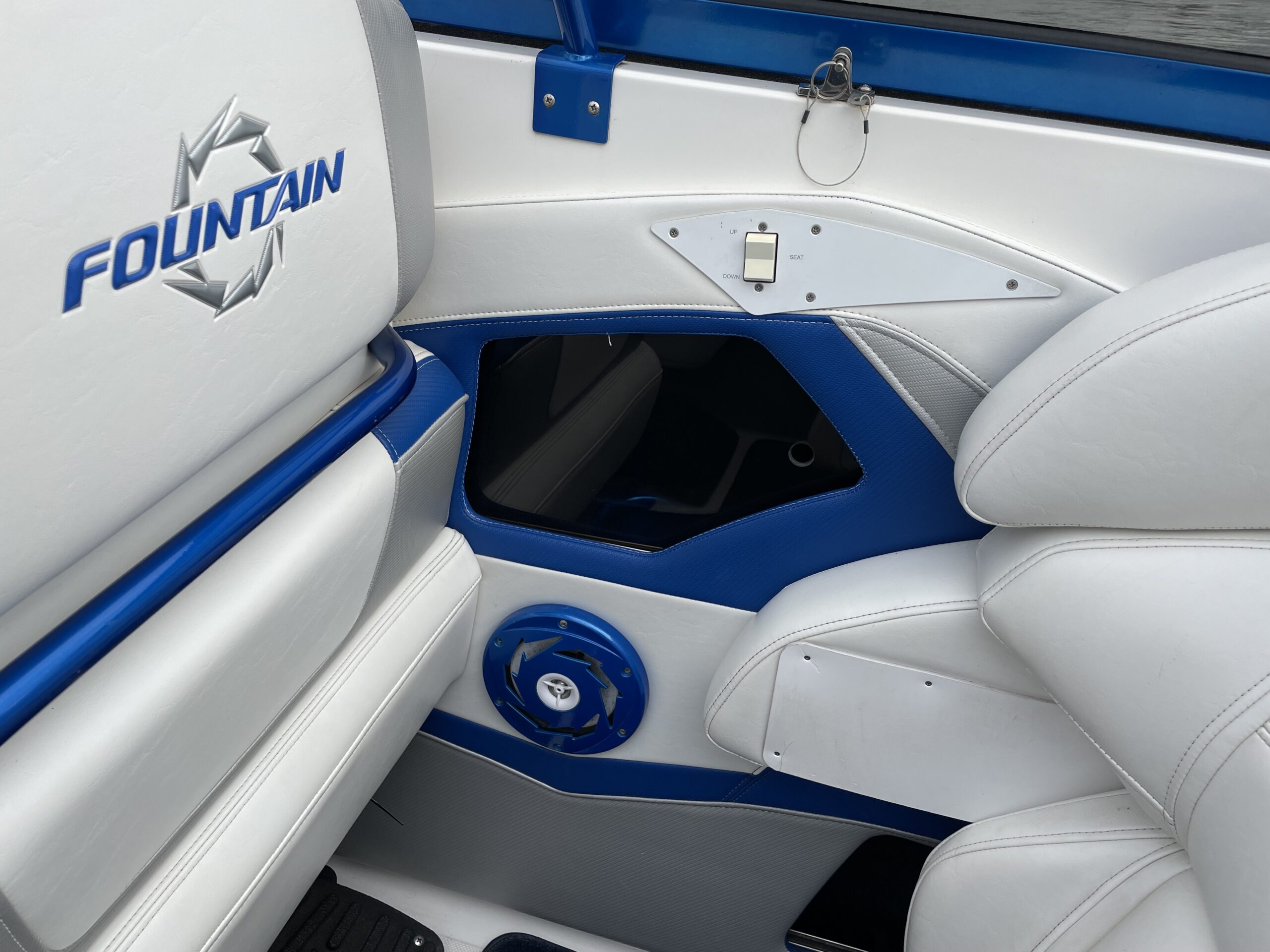 Fountain 47 Lightning - Billede 8