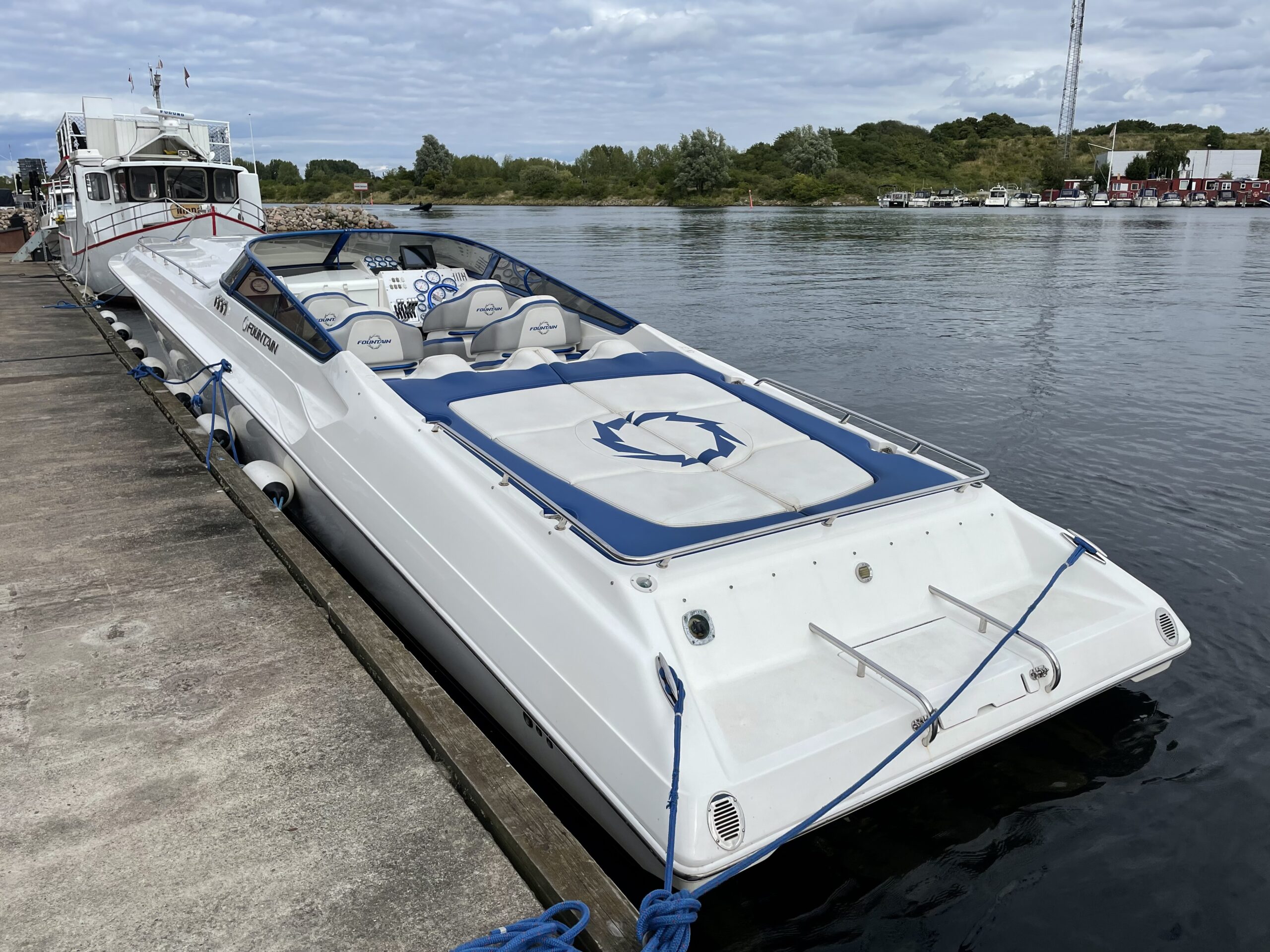 Fountain 47 Lightning - Billede 4