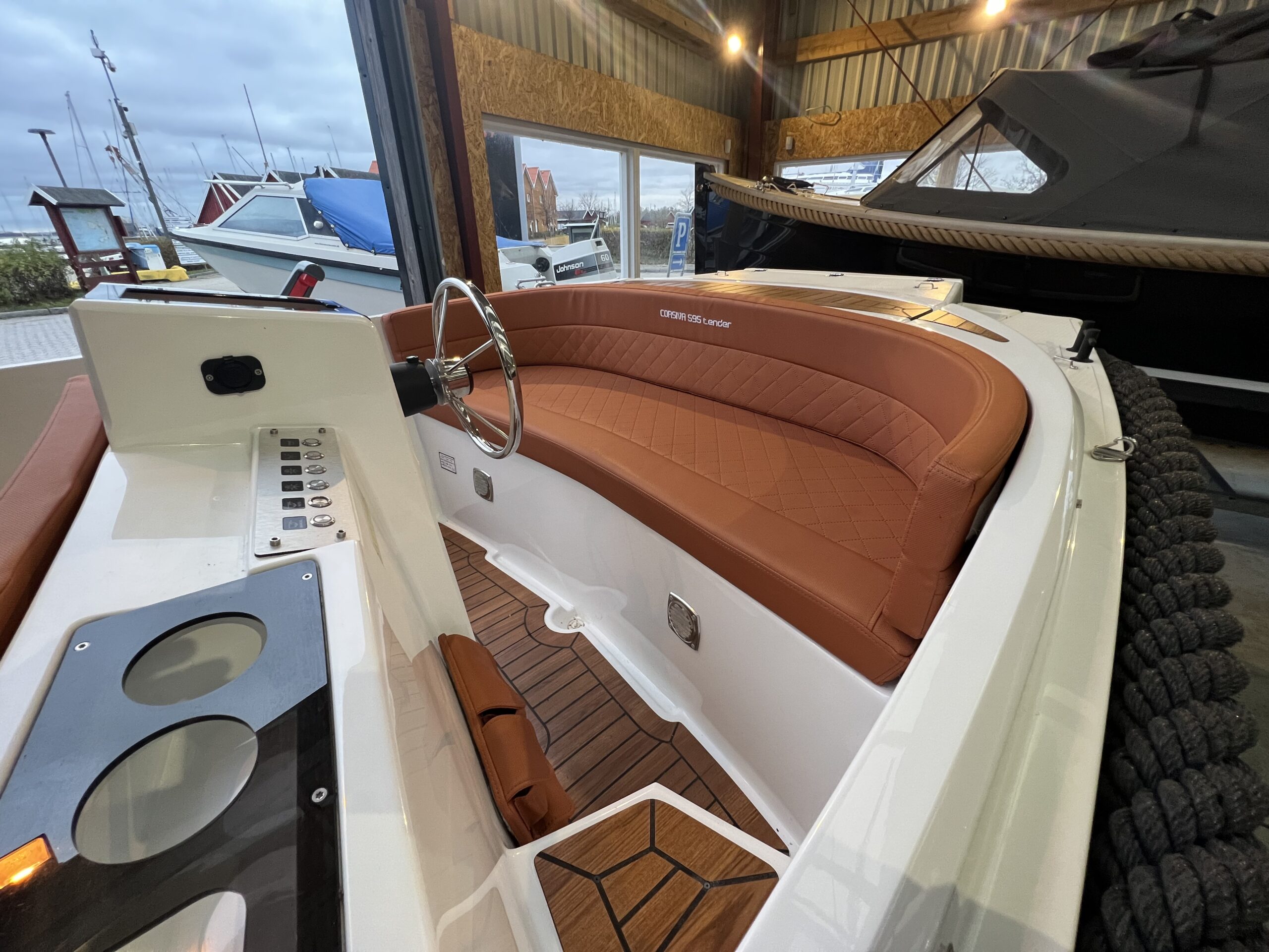 Corsiva 595 Tender - Billede 5