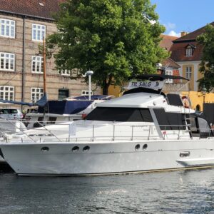 Italiensk Yacht 47 / Kajplads i KBH Centrum