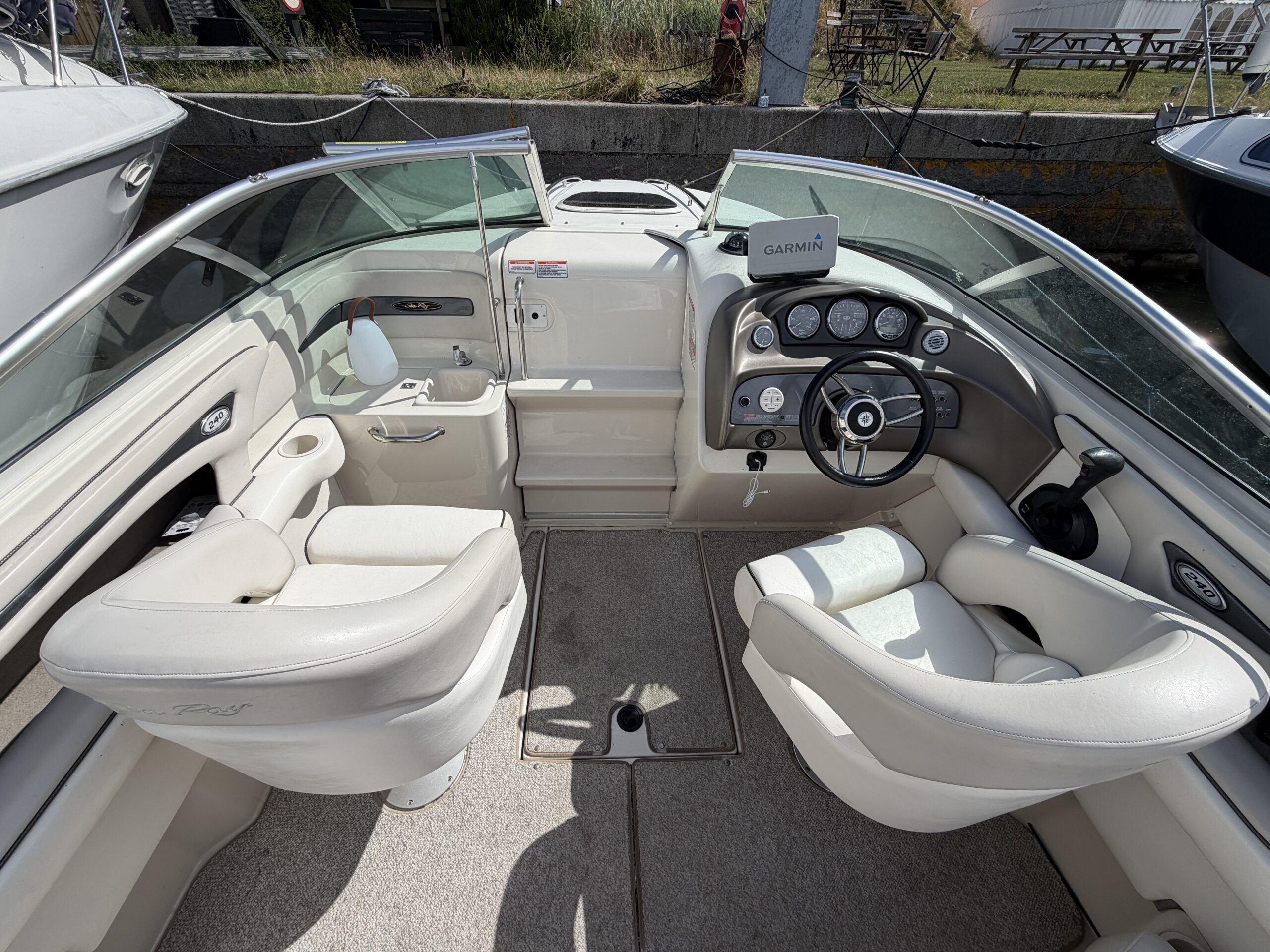 Sea Ray 240 Sun Sport - Billede 13